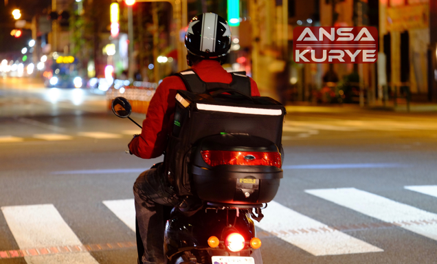 Arabalı Kurye
